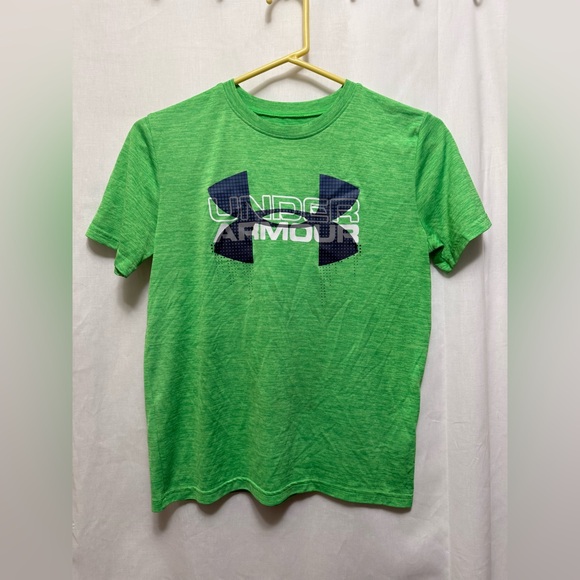 Under Armour Other - Under Armour Youth Vibrant Green Tee 0141